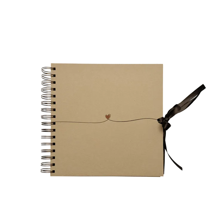 Główne zdjęcie produktu Album/Scrapbook - 210x210 - kraft - Srdce