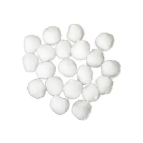 Dekoracyjne pompony 2 cm białe - zestaw 20 szt.