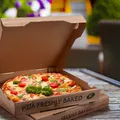 Następne zdjęcie produktu Pudełko na pizzę (z tektury falistej) H4 kraft z nadrukiem 50 x 50 x 5 cm [100 szt]