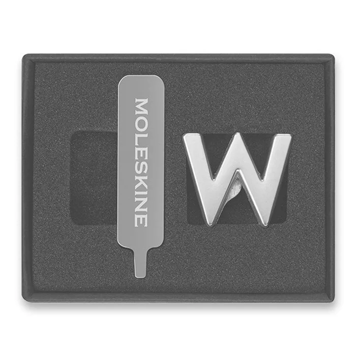 Główne zdjęcie produktu Ozdoba na zápisník Moleskine písmena abecedy písmeno W