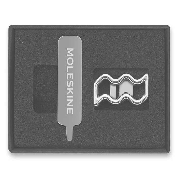 Główne zdjęcie produktu Ozdoba na zápisník Moleskine symboly zvěrokruhu Vodnář (21.1. - 20. 2.)