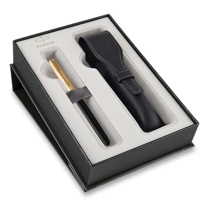Główne zdjęcie produktu Parker 51 Deluxe Black GT 18K plnicí pero, dárková sada s pouzdrem