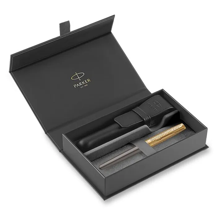 Główne zdjęcie produktu Parker Sonnet Premium Arrow GT, 18K sada plnicí pero a pouzdro