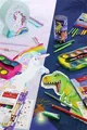 Następne zdjęcie produktu Zestaw kredek Faber-Castell Colour Grip Dinosaurus, 13 szt.