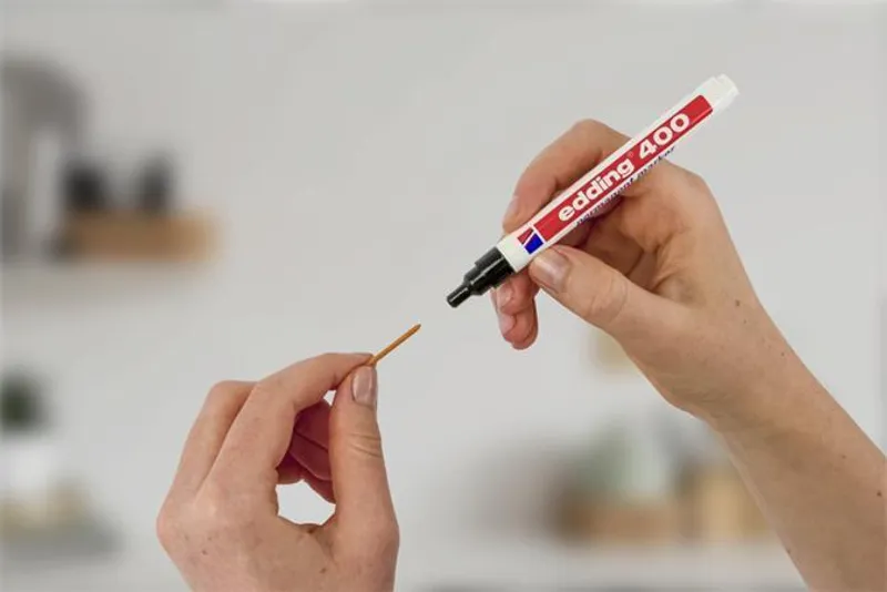 Główne zdjęcie produktu Permanentní popisovač "400", černá, 1mm, EDDING