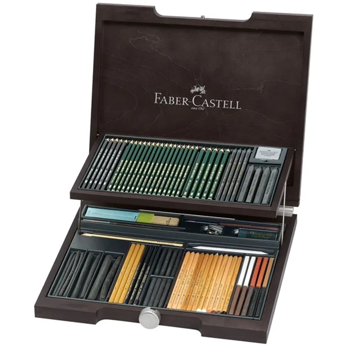 Główne zdjęcie produktu Pitt Monochrome speciální sada, dřevěná kazeta 81ks Faber Castell 112971