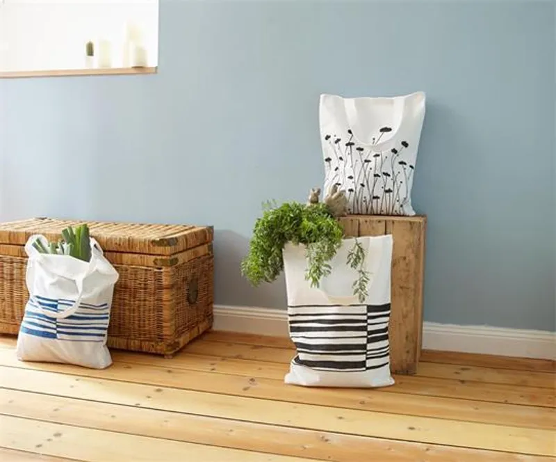 Główne zdjęcie produktu Popisovač na textil "4500", žlutá, 1-3mm, kuželový hrot, EDDING
