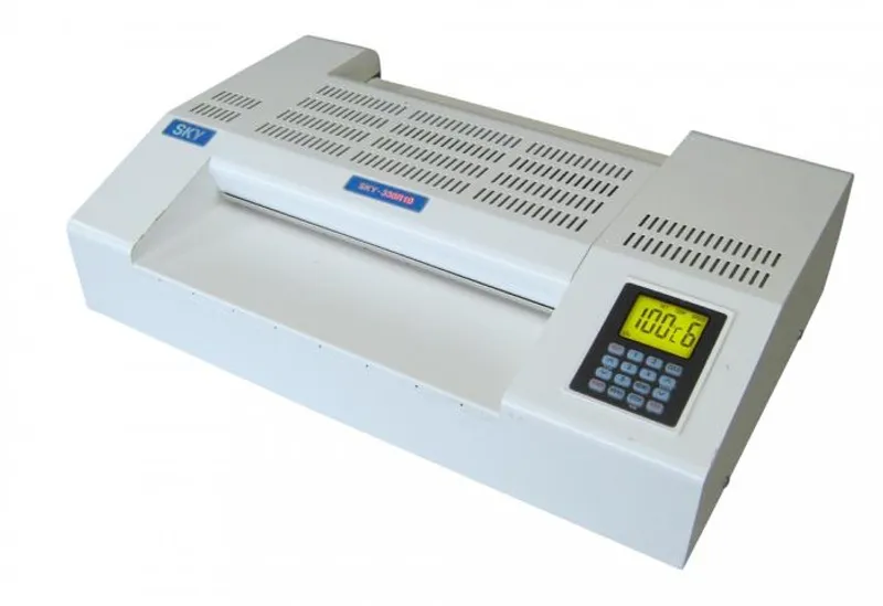 Główne zdjęcie produktu Profesionální laminátor A3 DSB-SKY 330R10