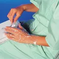 Następne zdjęcie produktu Rękawica foliowa (HDPE) jednorazowa bezbarwna `L` zszyta [100 szt]