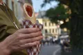 Następne zdjęcie produktu Torebka (PAP) Karo 8+3,5 x 20 cm na hot-doga francuskiego [300 szt]