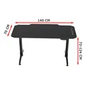 ULTRADESK Biurko dla gracza LEVEL RED, 140x66cm, 72-124cm, elektrycznie regulowana wysokość, z podkładką pod mysz XXL, uchwyt na s